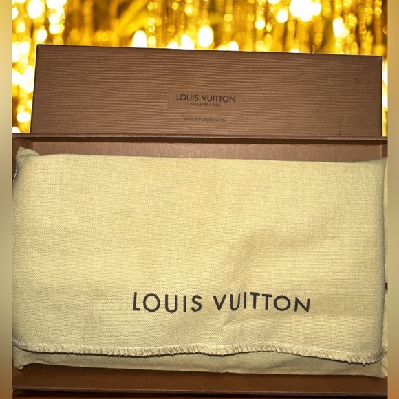 AUTH Louis Vuitton Damier Porte Feuille Sarah Long Bifold Wallet Flaws $735 Ret - Picture 14 of 16